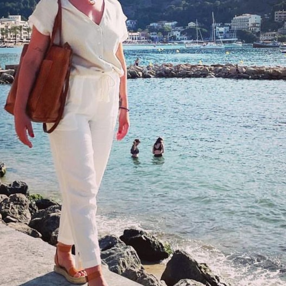 Madewell off-white linen cropped pants